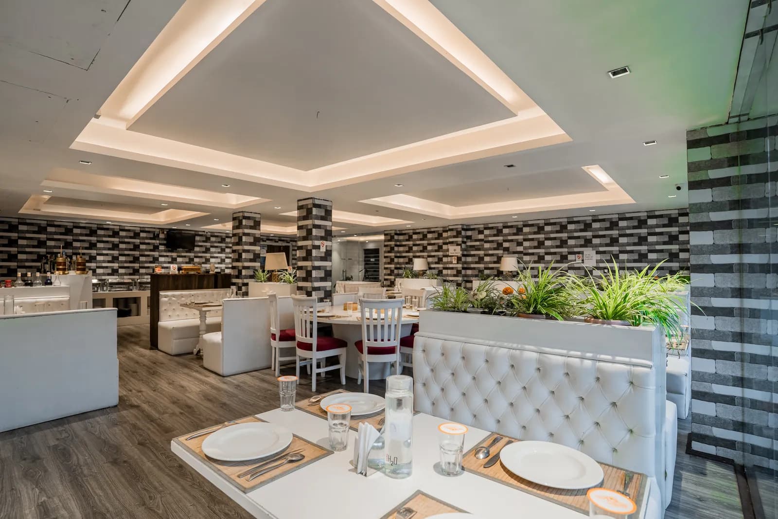 Dining at Jewel Kongchen